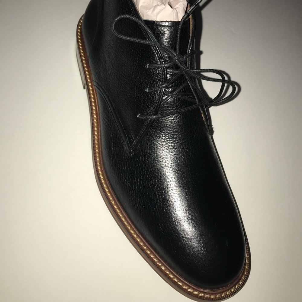 Men’s Black Leather Chukka Boots